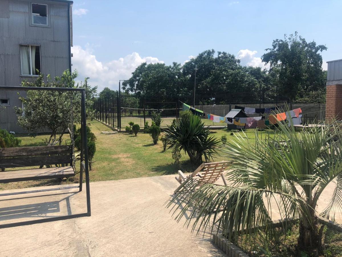 Hotel Guga Kobuleti Esterno foto
