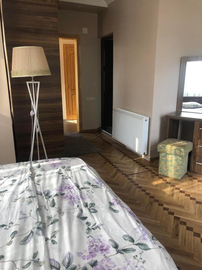 Hotel Guga Kobuleti Esterno foto
