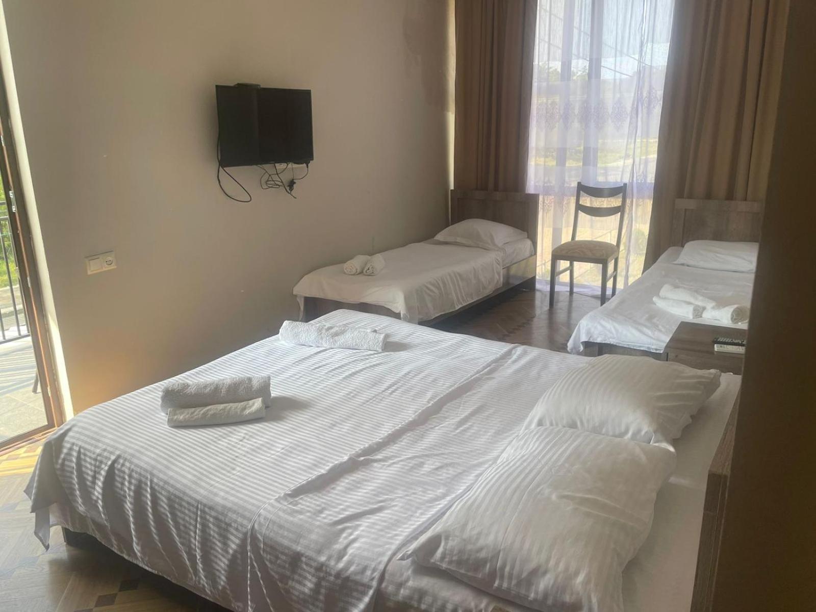 Hotel Guga Kobuleti Esterno foto
